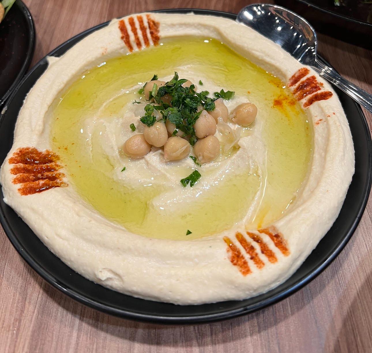 hummus appetizer